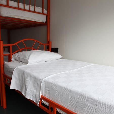 Hush Hostel Moda Istanbul Bagian luar foto