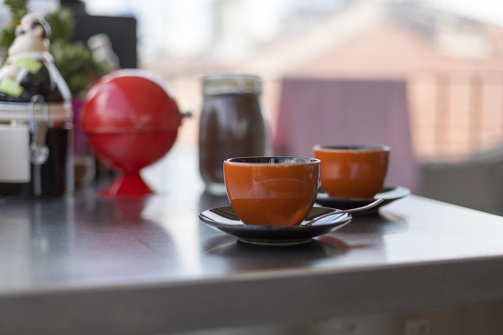 Hush Hostel Moda Istanbul Bagian luar foto
