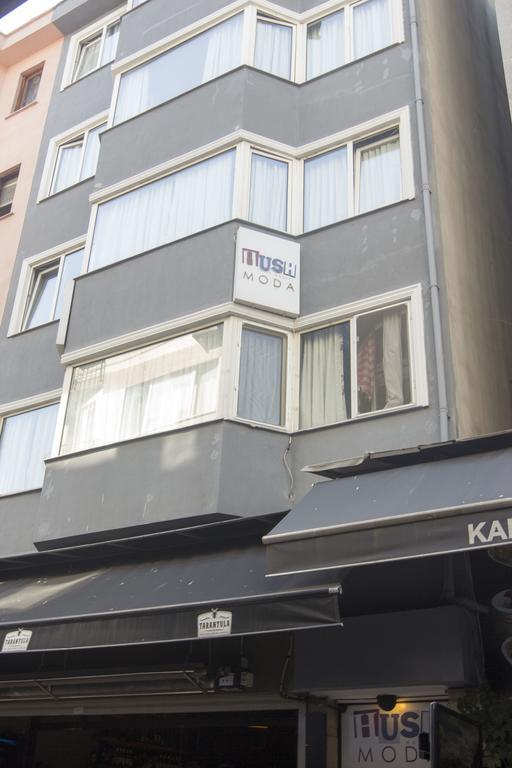 Hush Hostel Moda Istanbul Bagian luar foto