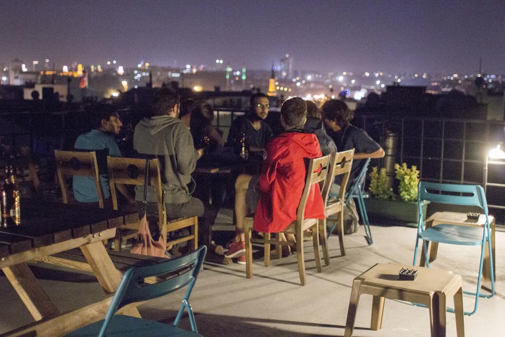Hush Hostel Moda Istanbul Bagian luar foto