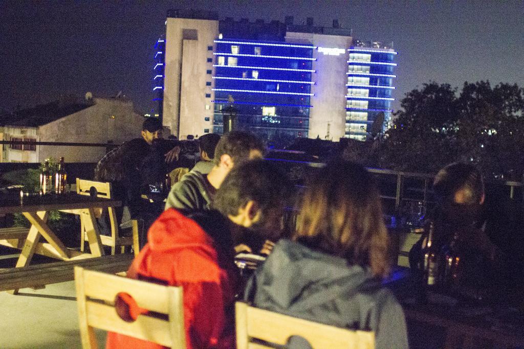 Hush Hostel Moda Istanbul Bagian luar foto