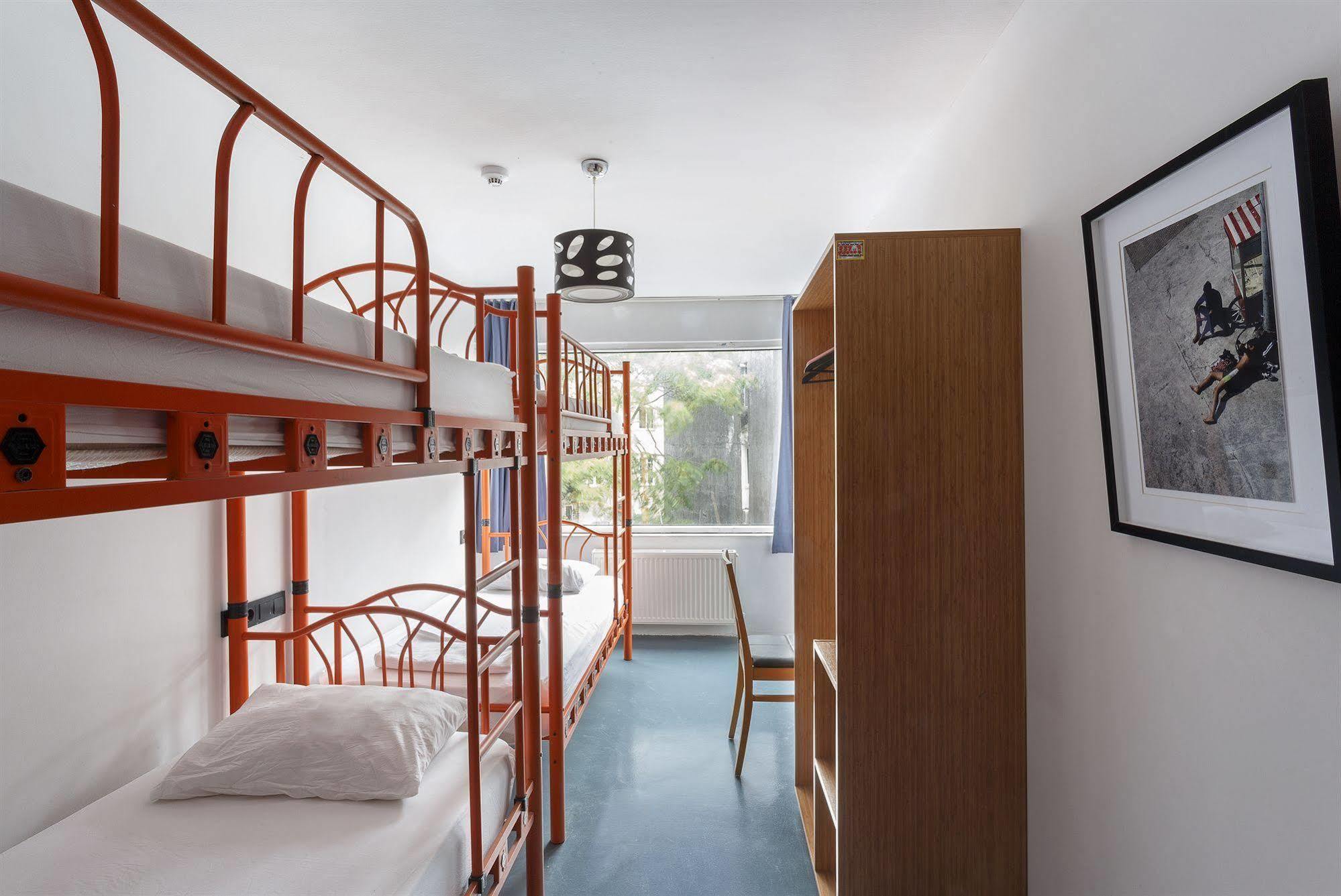 Hush Hostel Moda Istanbul Bagian luar foto